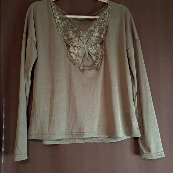 Top - Picture 4 of 4